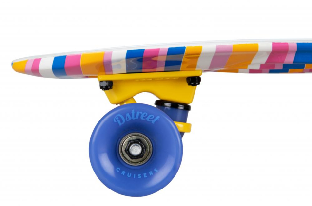 D Street 23" dēlis