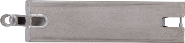 Striker Gravis L izmērs Pro Skrejriteņa rāmis