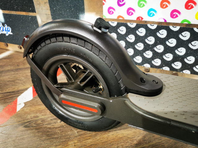 Xiaomi pārejas komplekts no 8 1-2 uz 10 collu izmēra riepām (PILNS KOMPLEKTS)