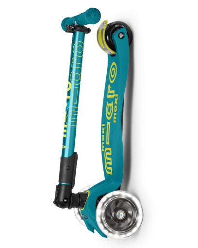 Micro Maxi Deluxe Foldable LED самокат