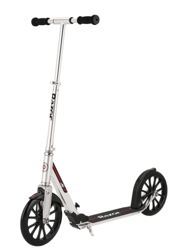 Razor A6 skrejritenis