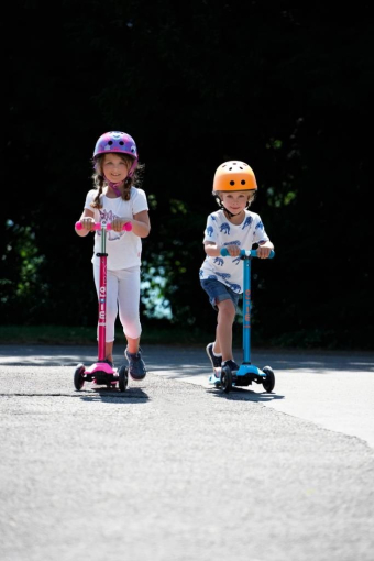 Micro Maxi Deluxe LED самокат