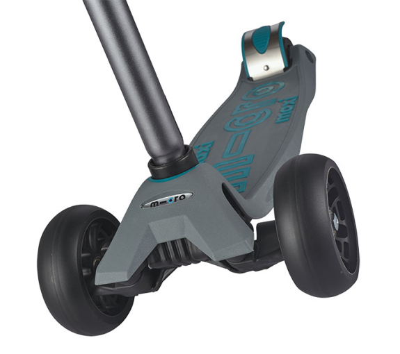 Micro Maxi Deluxe PRO самокат