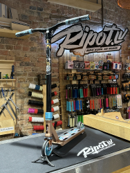 Longway Kaiza Custom Pro Scooter
