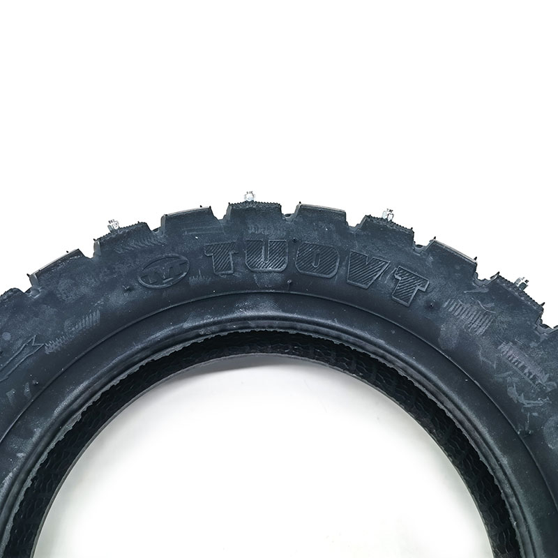 255x80 10x3  80/65-6 BEZCEĻU riepa priekš elektriskā skrejriteņa ar radzēm