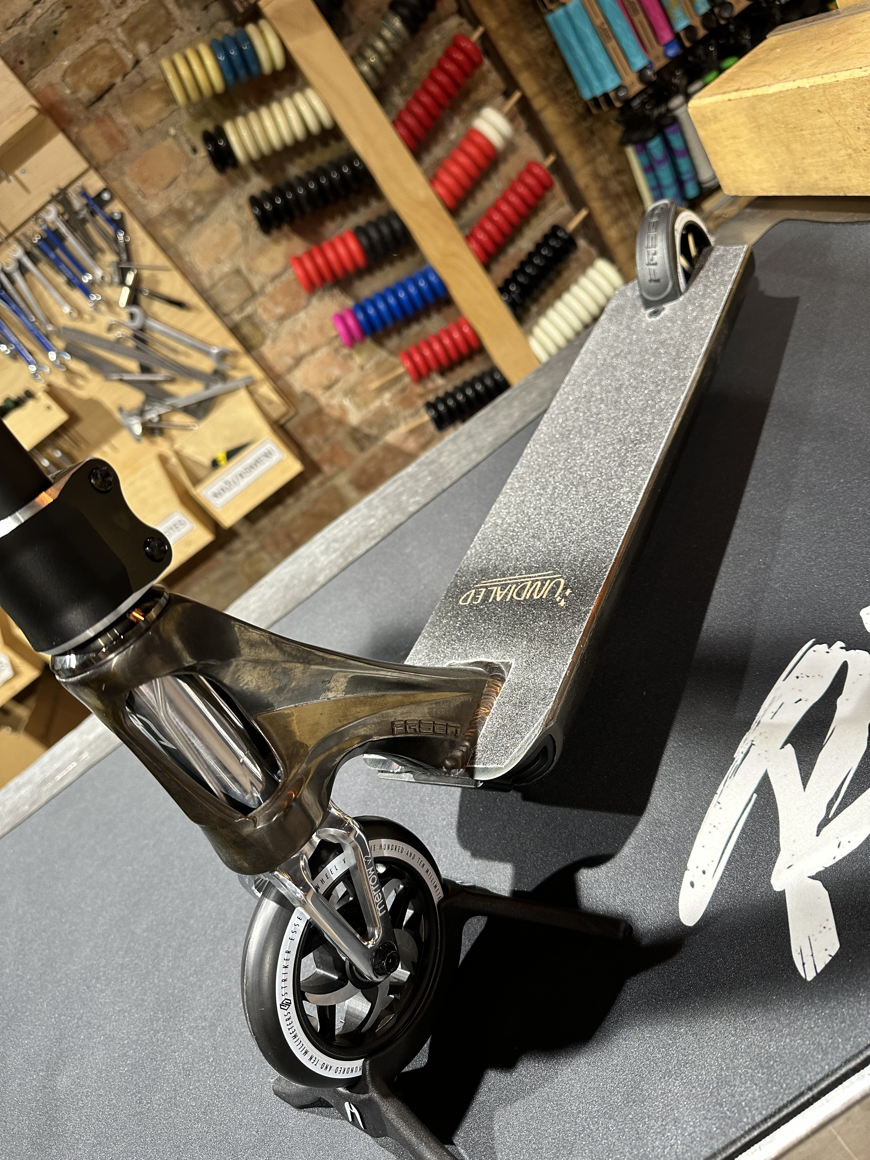 Fasen Custom Pro Scooter